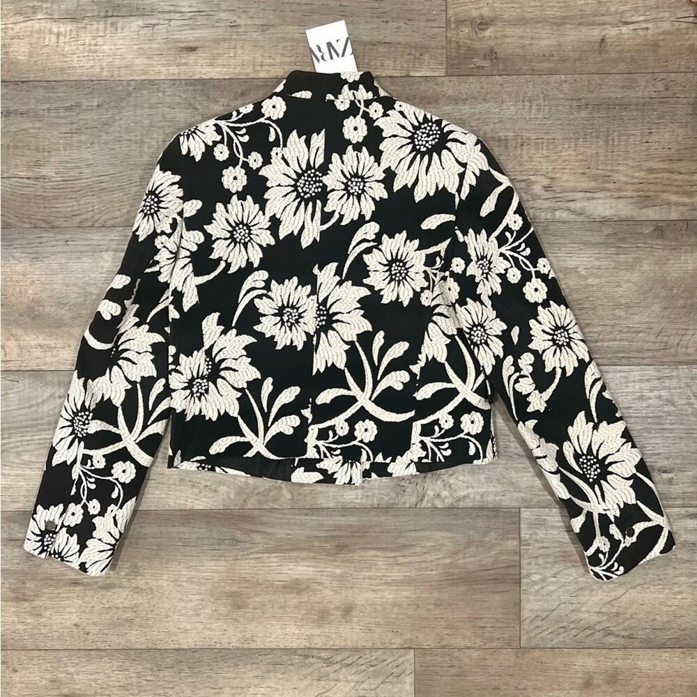 Zara NWT Black White Floral Jacquard Structured Blazer M - Picture 16 of 16